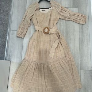 Beautiful dress with belt